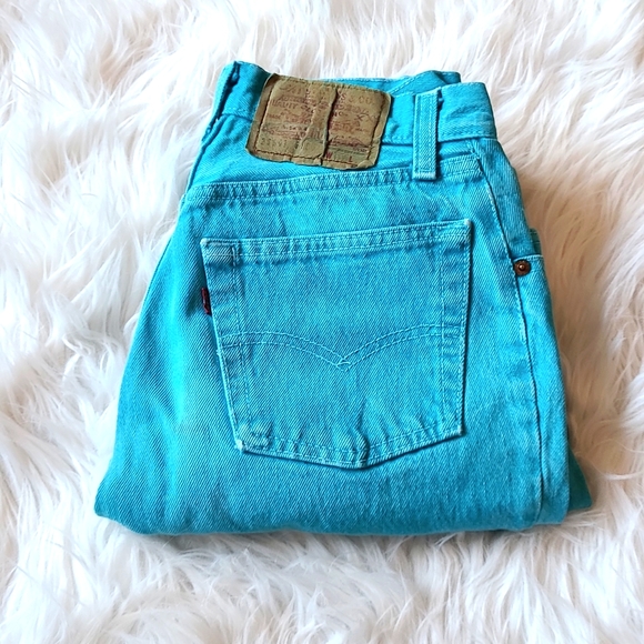 🎊🦋HP🦋🎊VINTAGE LEVI'S 501 BUTTONFLY JEANS - Picture 3 of 6